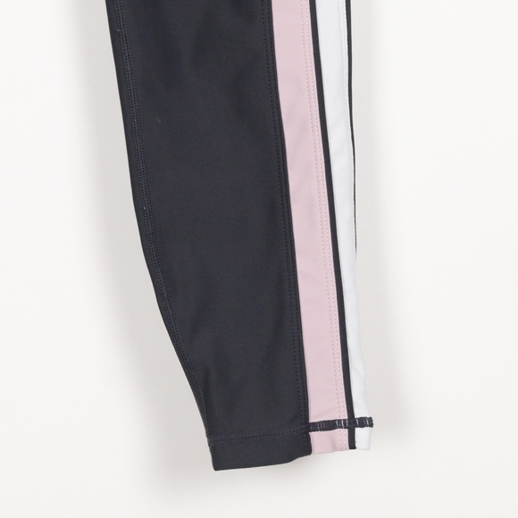 ALLFENIX Kyla Side Striped Leggings - Picture 2 of 8